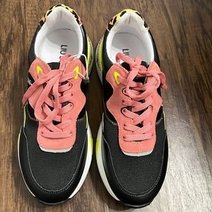 NWT Liu Jo Sneakets